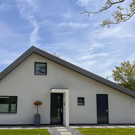 Eco-friendly With Terrace And Garden Holiday home *