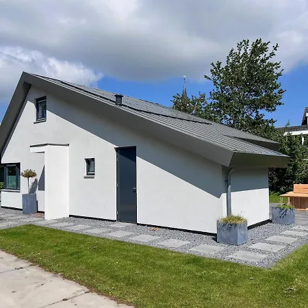 Eco-friendly With Terrace And Garden